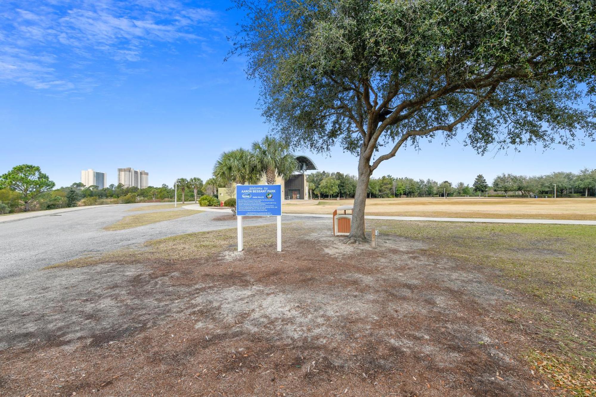 Emerald Beach #1227 By Book That Condo Panama City Beach Exterior photo