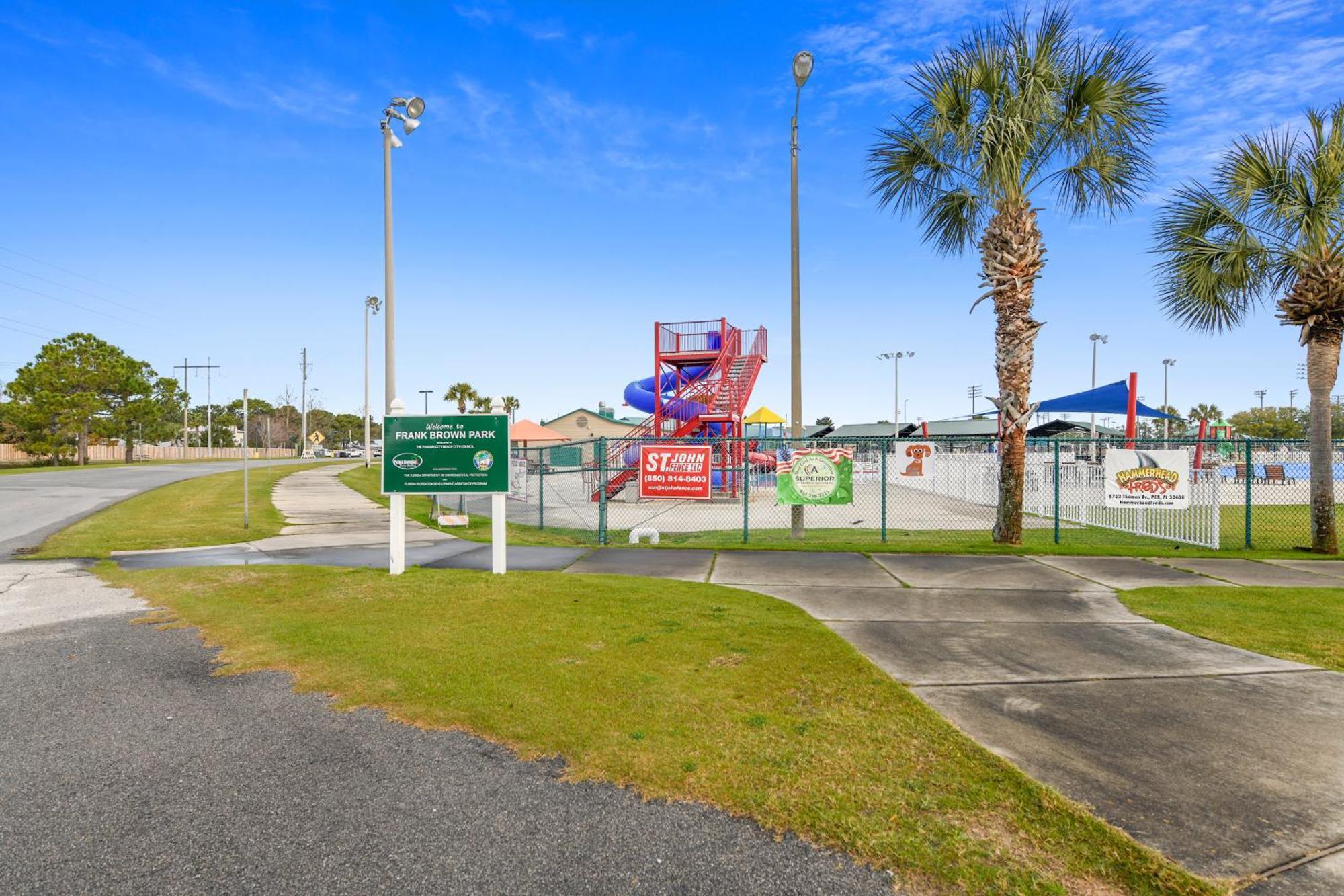 Emerald Beach #1227 By Book That Condo Panama City Beach Exterior photo