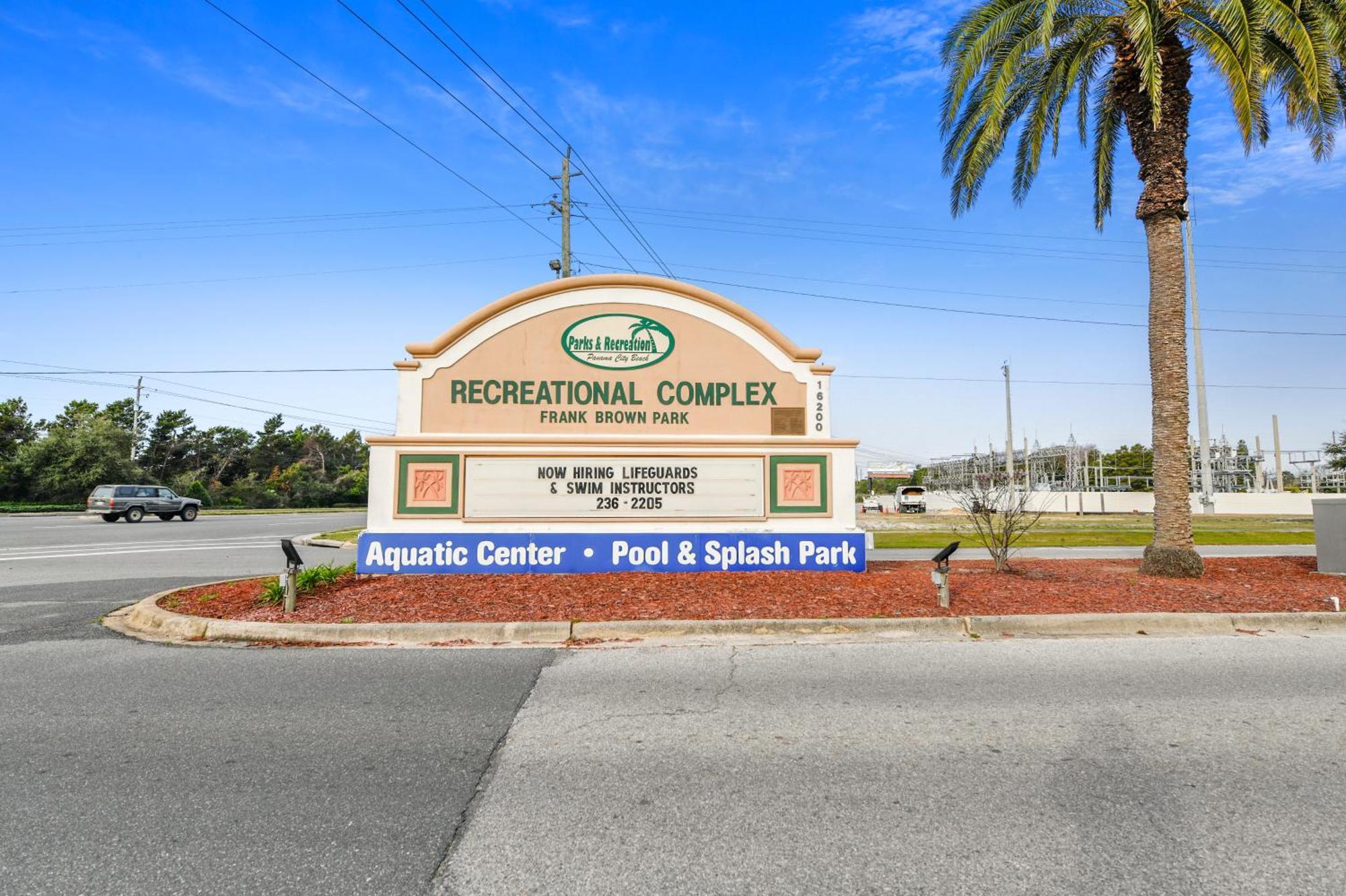 Emerald Beach #1227 By Book That Condo Panama City Beach Exterior photo