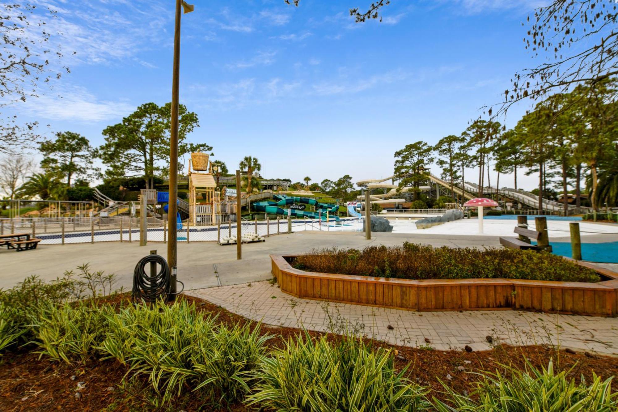 Emerald Beach #1227 By Book That Condo Panama City Beach Exterior photo