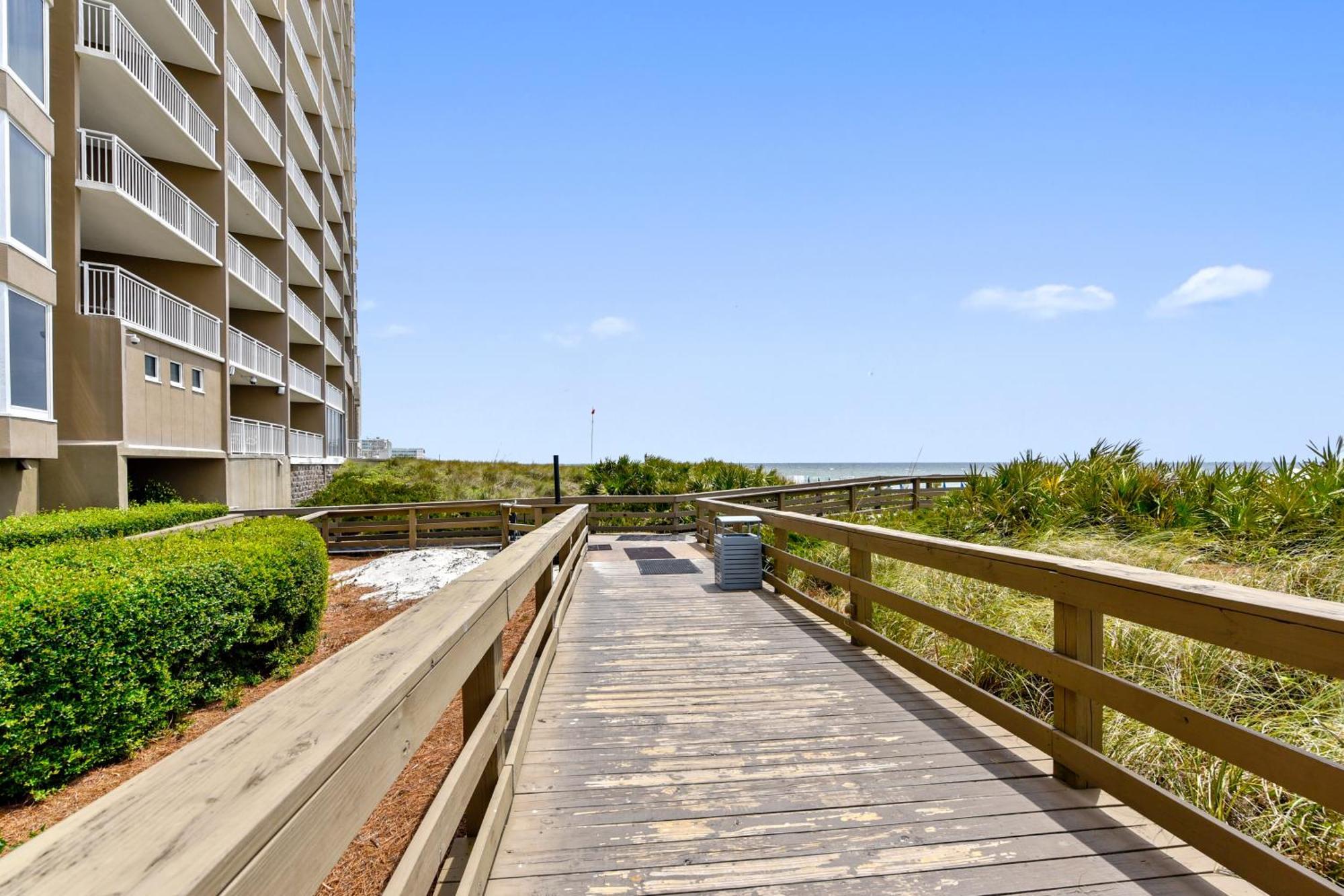 Emerald Beach #1227 By Book That Condo Panama City Beach Exterior photo